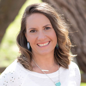 Nicole Pearce headshot